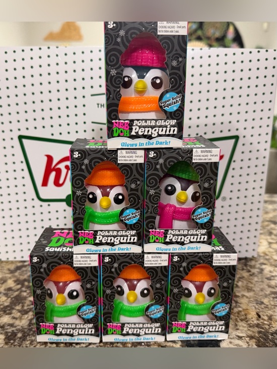 Schylling Other - NeeDoh Polar Glow Penguin (pink)! 🐧 NEW 100% Authentic - Great Holiday Gift!🎁